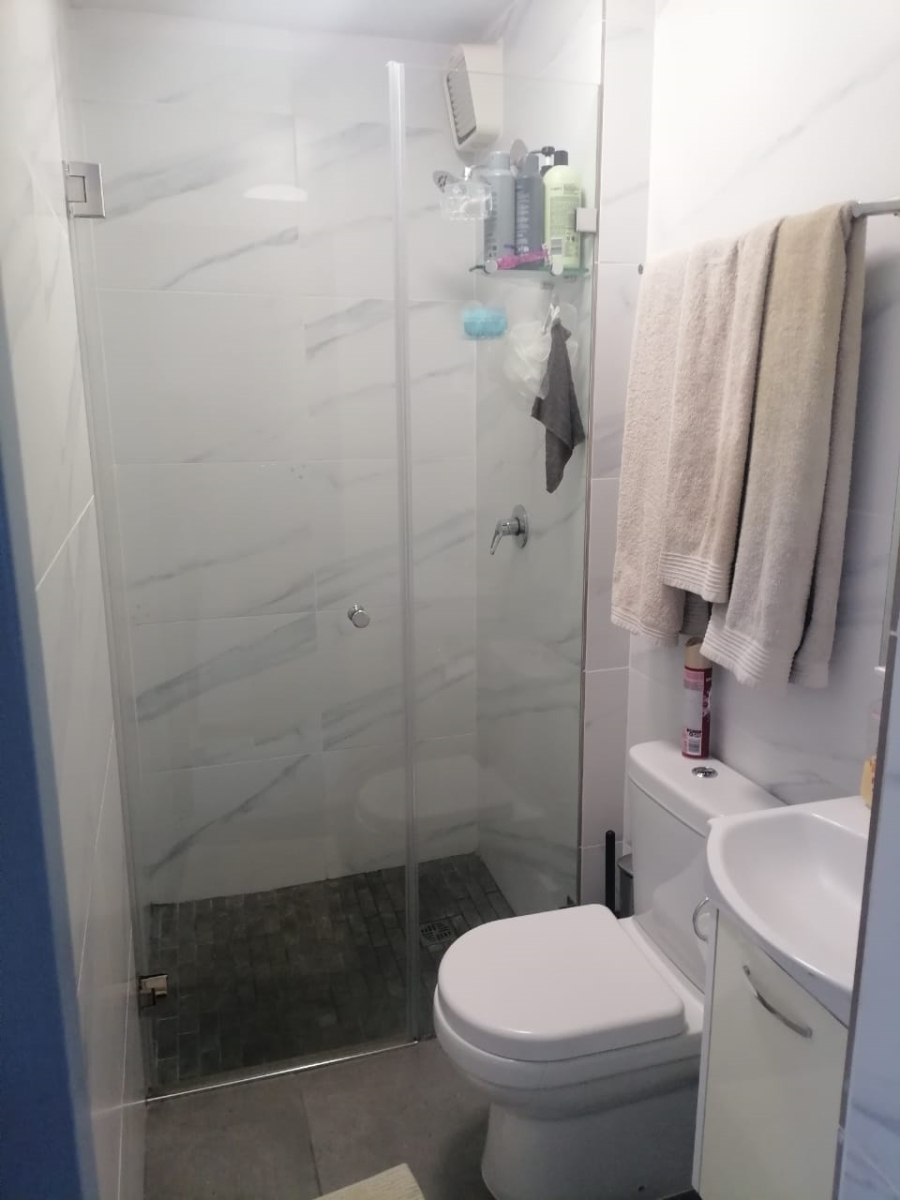 To Let 2 Bedroom Property for Rent in Strand Central Western Cape